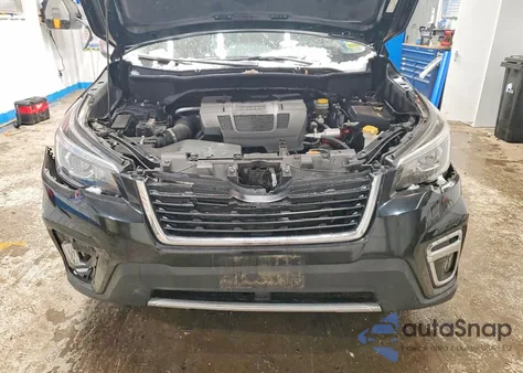 2019 Subaru Forester Touring z USA, uszkodzony, nr VIN JF2SKAWCXKH494965